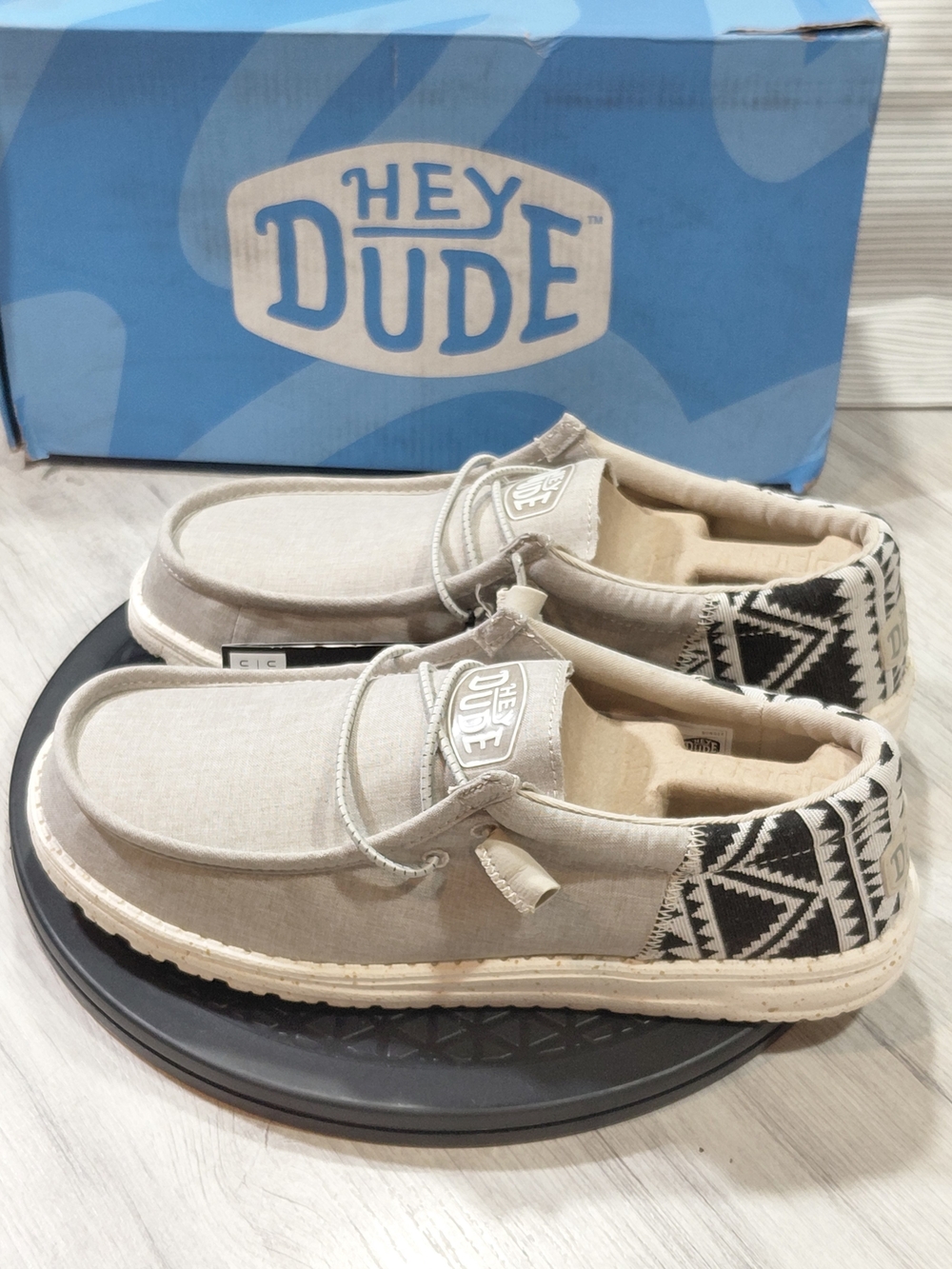 Hey Dude Funk Jacquard Bungee Casual Comfort Slip-On Shoes Beige Khaki W10 M8